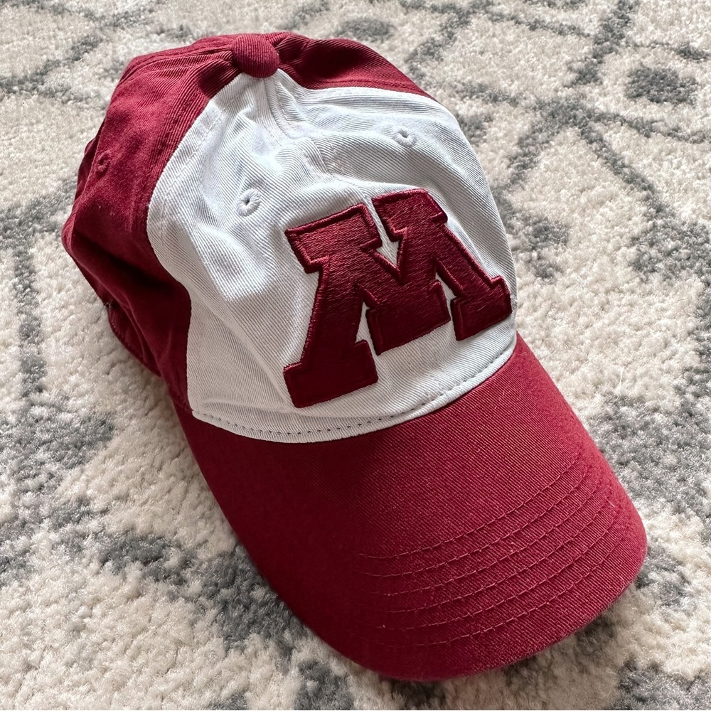 MN Gophers Hat B1G by J America Maroon/Gold One Size Fits Most